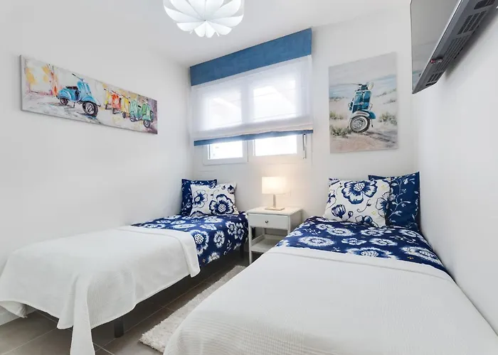 Sun And Sea Marinas Apartment *